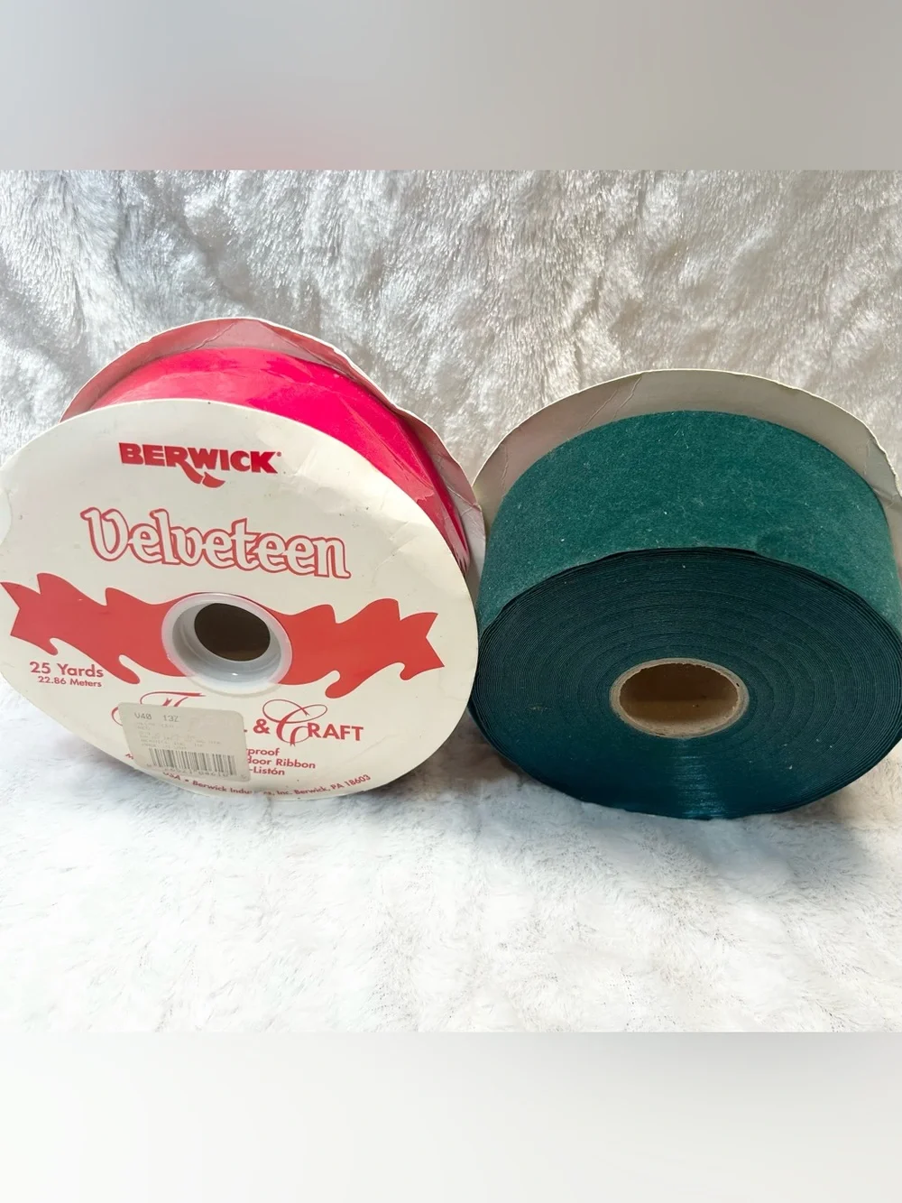 Berwick Red & Green Velveteen Ribbon Holiday Floral Craft  25 yds 2.5